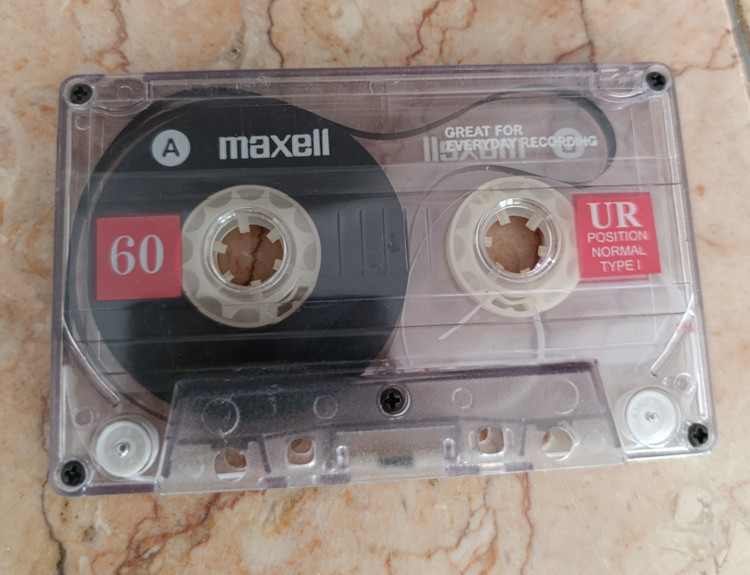 نوار کاست خام 60 min مکسل UR maxell UR